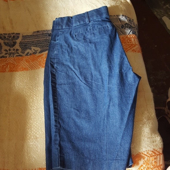 Laura Scott long shorts - Picture 2 of 4